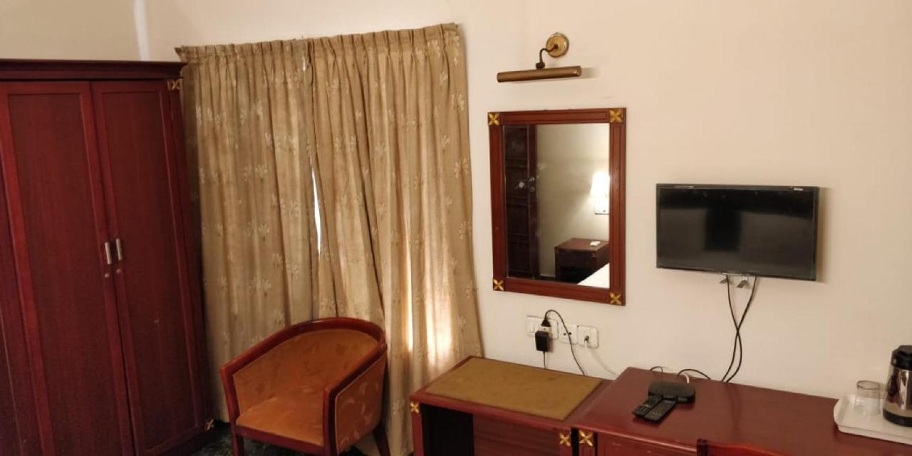 Ferienwohnung Karthika Residency Kochi Exterior foto